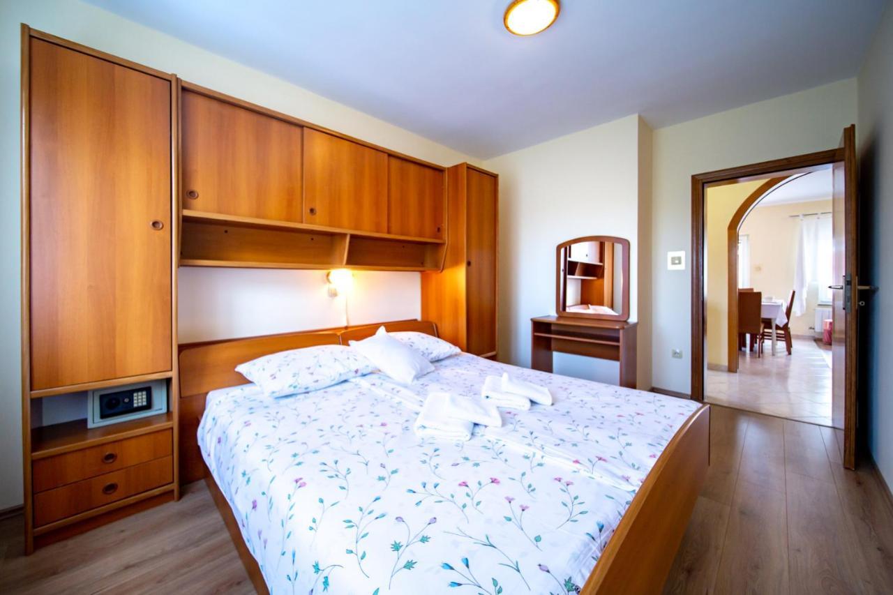 Kastell Apartments Лопар Екстер'єр фото