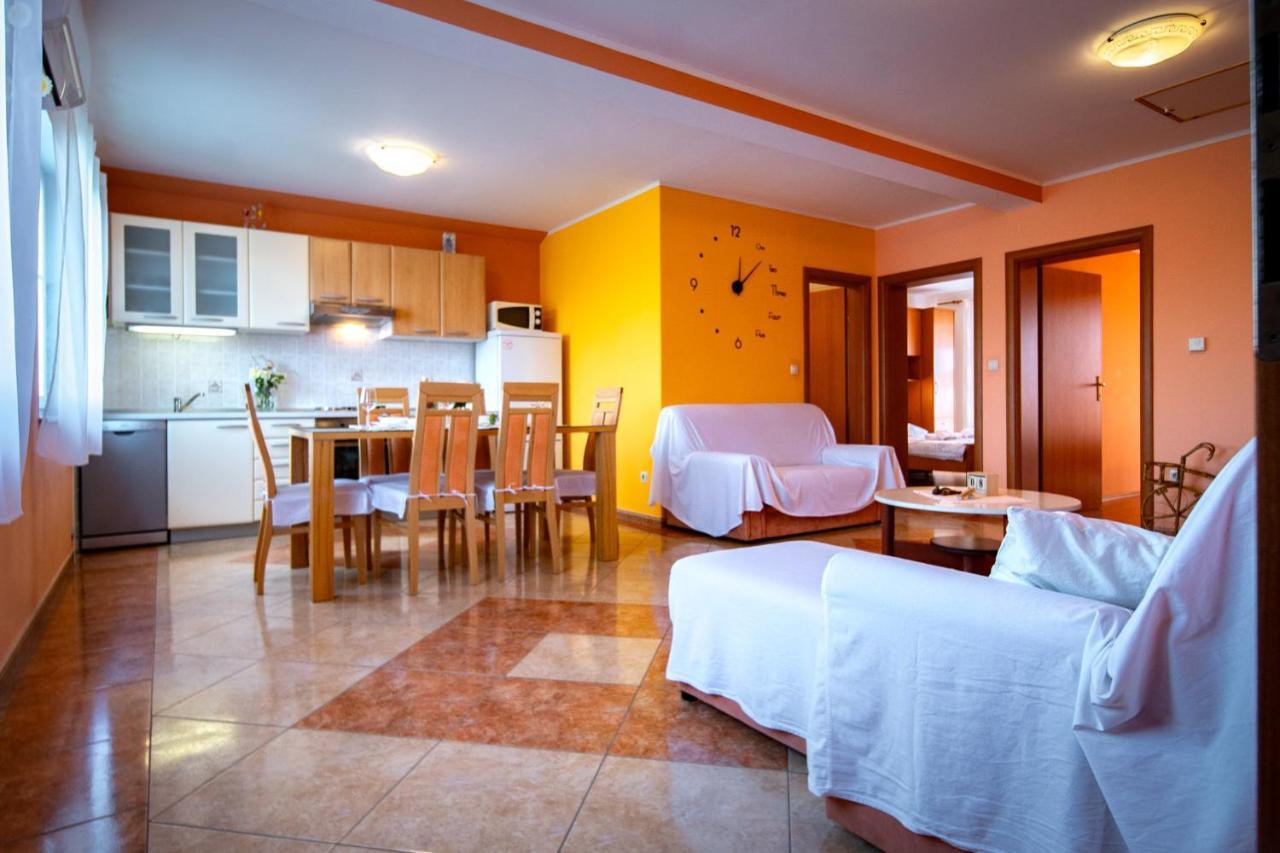 Kastell Apartments Лопар Екстер'єр фото