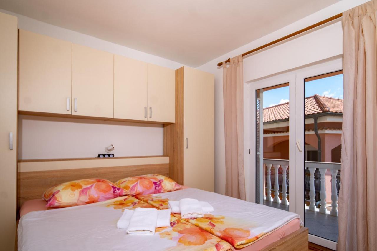 Kastell Apartments Лопар Екстер'єр фото