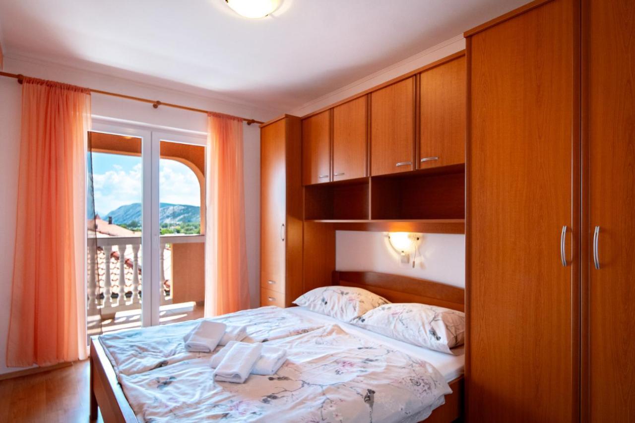 Kastell Apartments Лопар Екстер'єр фото