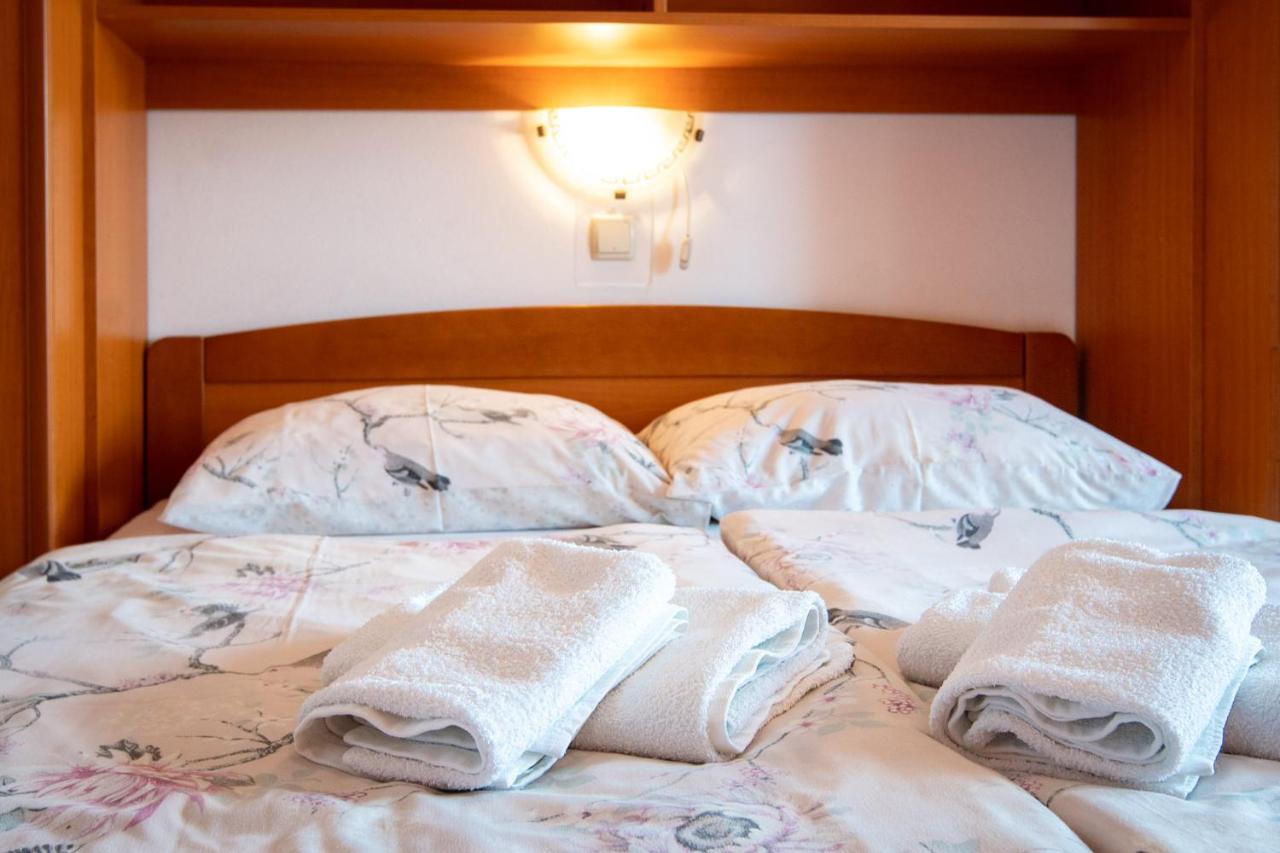 Kastell Apartments Лопар Екстер'єр фото