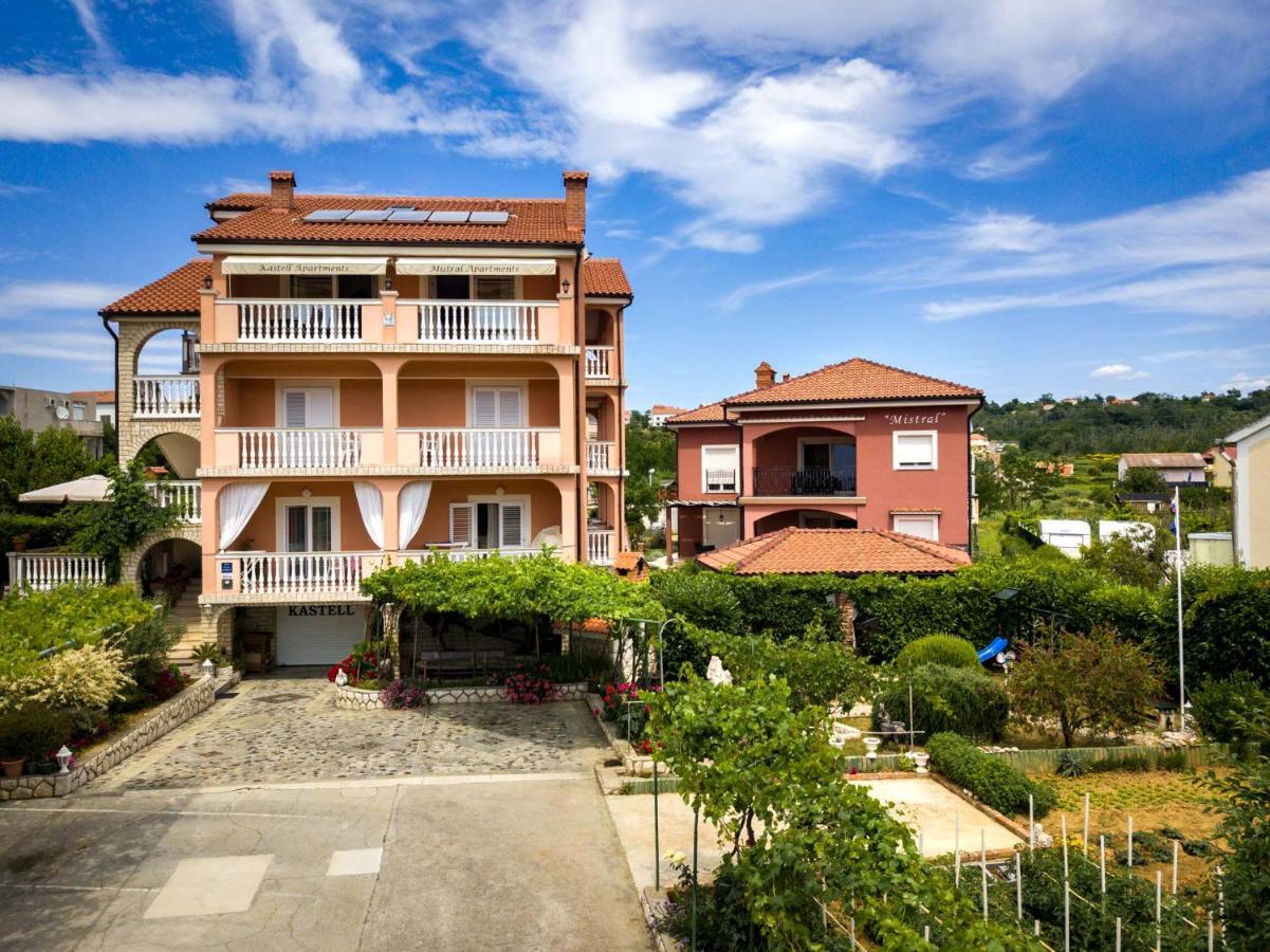Kastell Apartments Лопар Екстер'єр фото